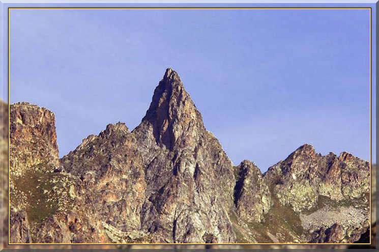MONT COLOMB
